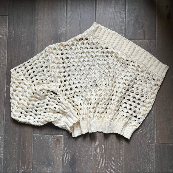 Mauve by Anthropologie One-Shoulder Crochet Layer top in cream NWOT - Picture 9 of 16